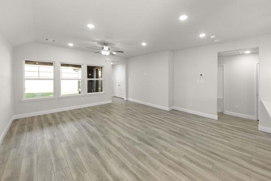 Spacious, unfurnished interior of a new home in Keeneland, Aubrey (Image 12). Spacious, unfurnished interior of a new home in Keeneland, Aubrey (Image 12).