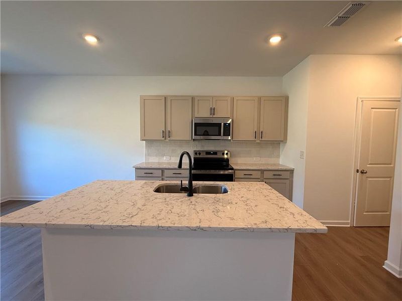 Furnished interior view inside a new home in Leydenview, Mableton (Image 4). Furnished interior view inside a new home in Leydenview, Mableton (Image 4).