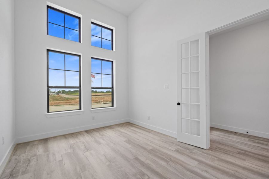 Representative unfurnished interior of a home built from the Alamo by HistoryMaker Homes in Hunters Crossing 60s, Sealy (Image 33). Representative unfurnished interior of a home built from the Alamo by HistoryMaker Homes in Hunters Crossing 60s, Sealy (Image 33).