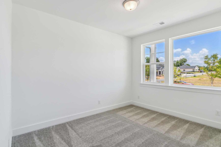 The Ravenwood II - Bedroom