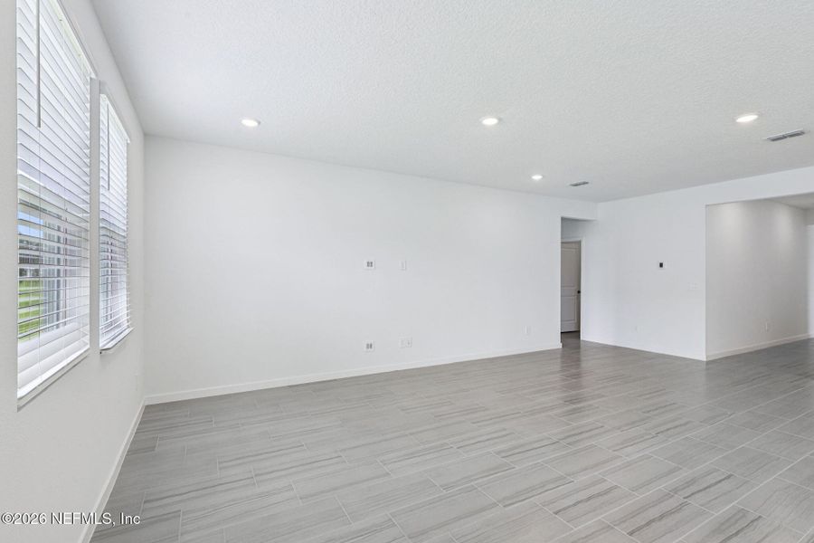 Spacious, unfurnished interior of a new home in Flagler Village - Signature Series, Palm Coast (Image 34).