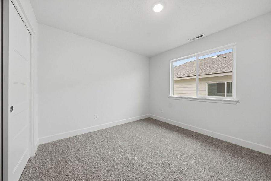 Spacious, unfurnished interior of a new home in Feather Ridge, Redmond (Image 20). Spacious, unfurnished interior of a new home in Feather Ridge, Redmond (Image 20).