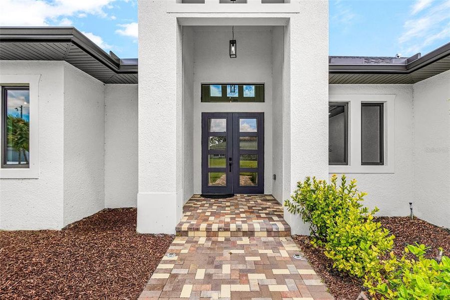 Exterior details and patio area of a home in , Rotonda West (Image 3).