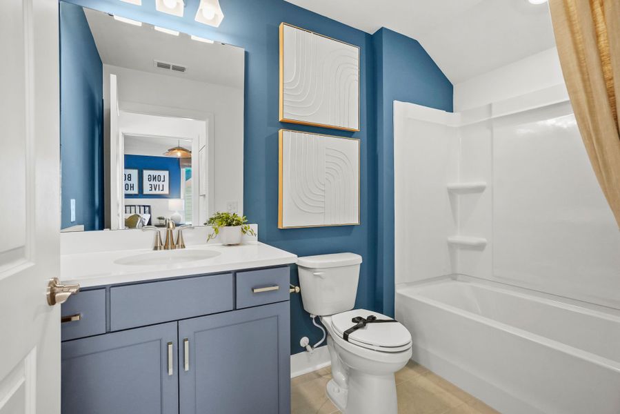Representative furnished interior of a home built from the Hallmark by Del Webb in Del Webb Carolina Ridge, Midland (Image 49).