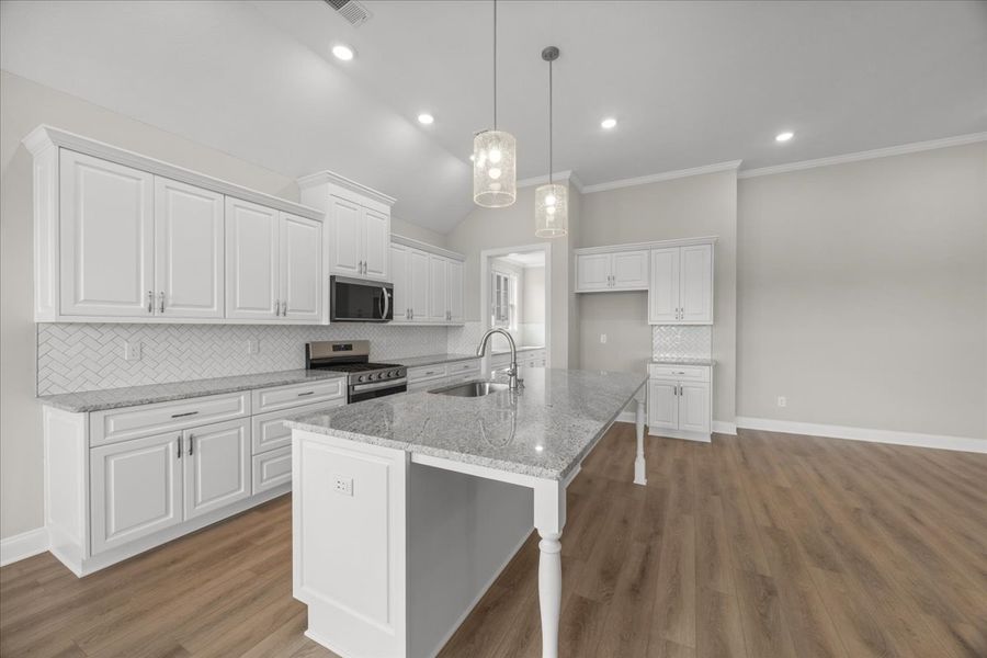 Furnished interior view inside a new home in Sinclair at Crawford Creek, Grovetown (Image 9). Furnished interior view inside a new home in Sinclair at Crawford Creek, Grovetown (Image 9).