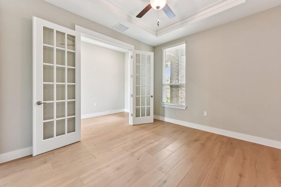 Spacious, unfurnished interior of a new home in Sun City Texas, Georgetown (Image 22).