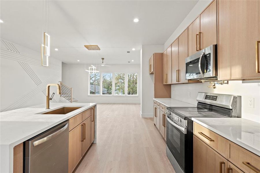 Furnished interior view inside a new home in , Dallas (Image 6).