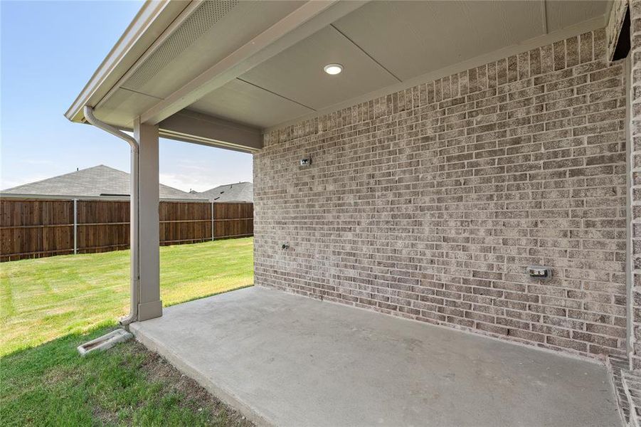 25. 1409 Grove Pond - Patio 25. 1409 Grove Pond - Patio