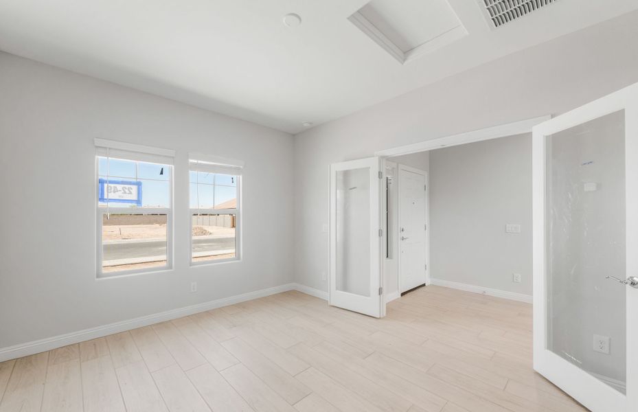 Spacious, unfurnished interior of a new home in Parkside at Anthem at Merrill Ranch, Florence (Image 26). Spacious, unfurnished interior of a new home in Parkside at Anthem at Merrill Ranch, Florence (Image 26).