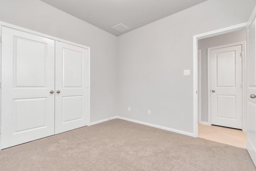 Spacious, unfurnished interior of a new home in Montgomery Ridge: Landmark Collection, Montgomery (Image 8). Spacious, unfurnished interior of a new home in Montgomery Ridge: Landmark Collection, Montgomery (Image 8).