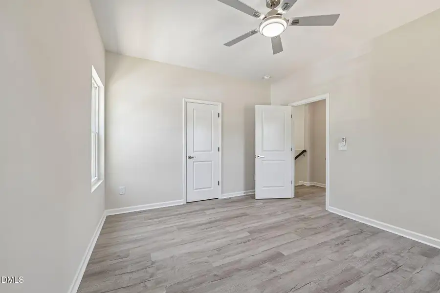 25-web-or-mls-N Ireland St-S1806-025