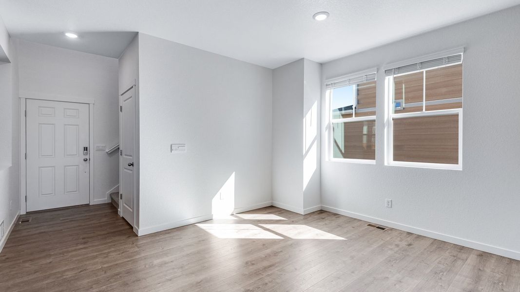 Spacious, unfurnished interior of a new home in Sky Ranch, Watkins (Image 10).
