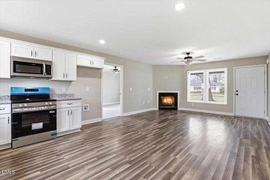 15-102 E Pope Ave-15