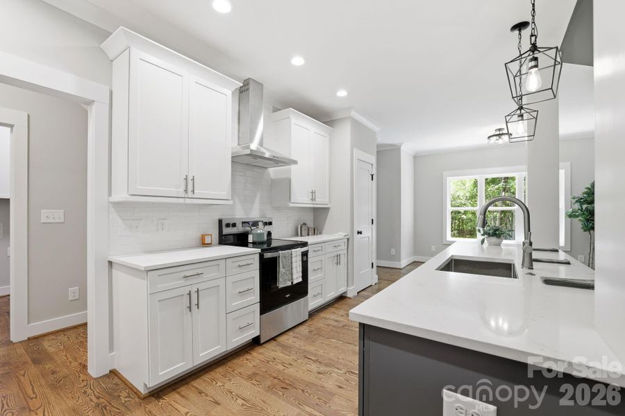 Furnished interior view inside a new home in , Monroe (Image 14).