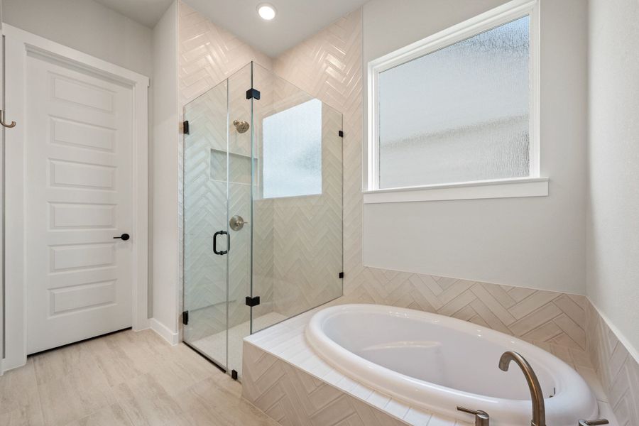 Furnished interior view inside a new home in Park Central, Georgetown (Image 14).