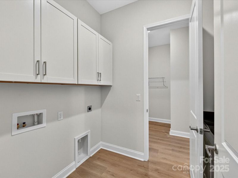 Spacious, unfurnished interior of a new home in Encore at Streamside - Tradition Series, Waxhaw (Image 21).