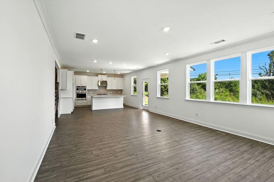 Spacious, unfurnished interior of a new home in Bennett Farm, Loganville (Image 22).