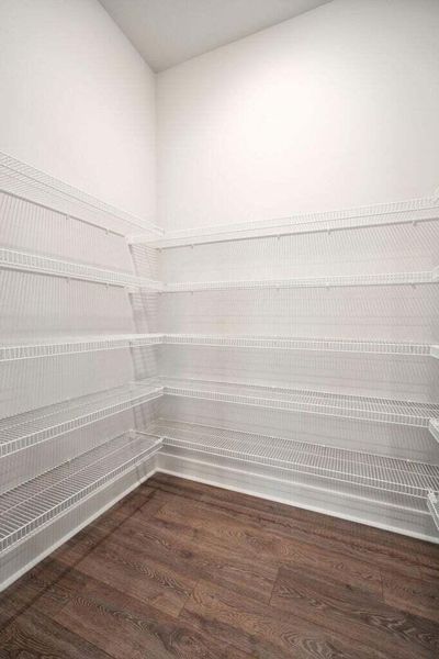 Spacious, unfurnished interior of a new home in , Summerville (Image 16).