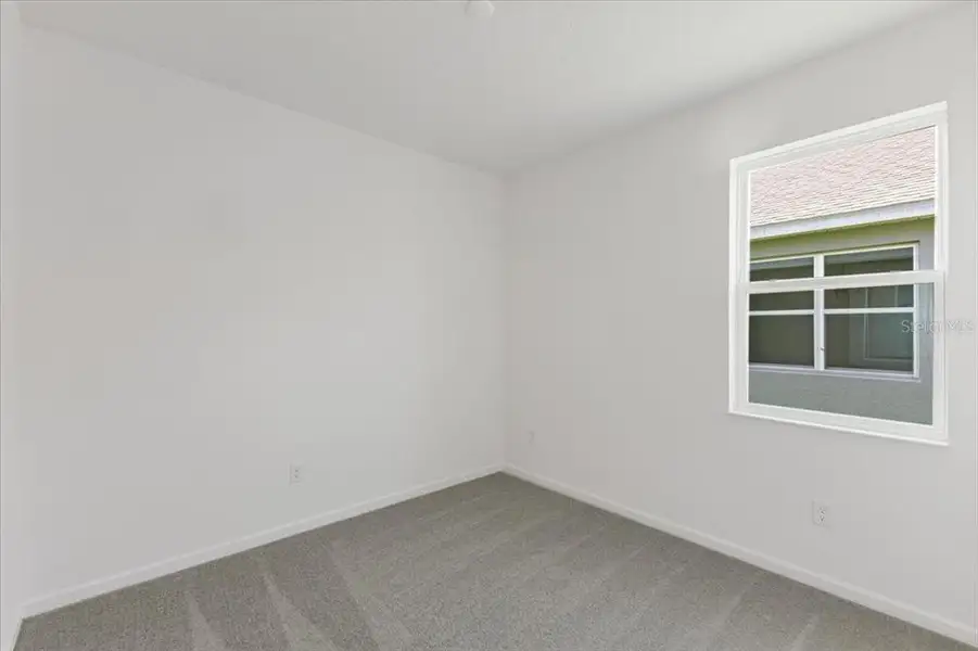 Spacious, unfurnished interior of a new home in Summerbrooke, Mount Dora (Image 13).