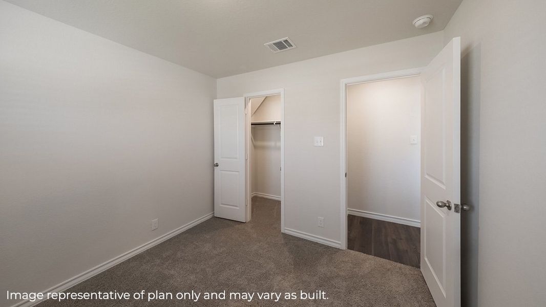 Spacious, unfurnished interior of a new home in Tamarron, Fulshear (Image 8).
