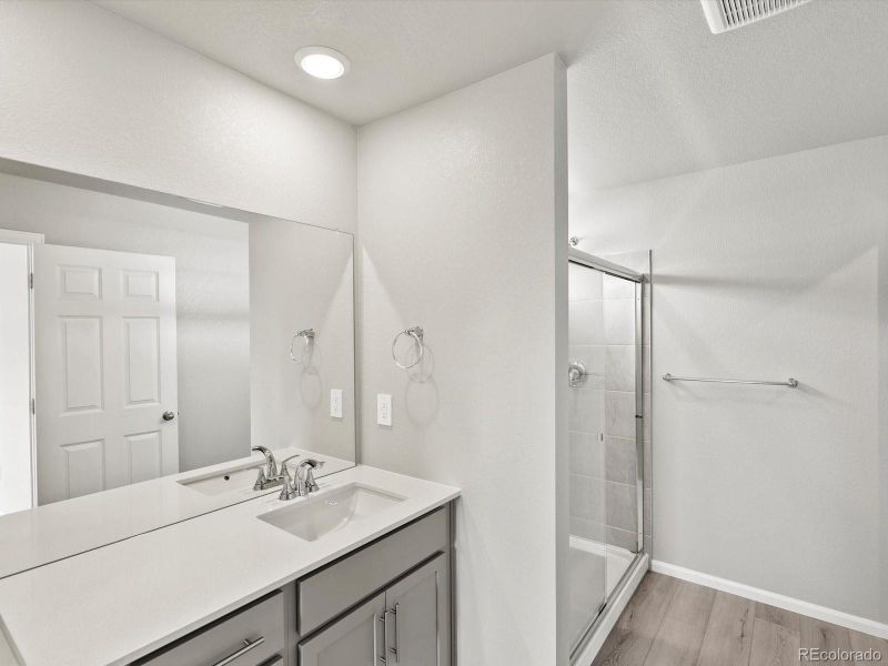 Furnished interior view inside a new home in Horizon Uptown: The Meadow Collection, Aurora (Image 7). Furnished interior view inside a new home in Horizon Uptown: The Meadow Collection, Aurora (Image 7).