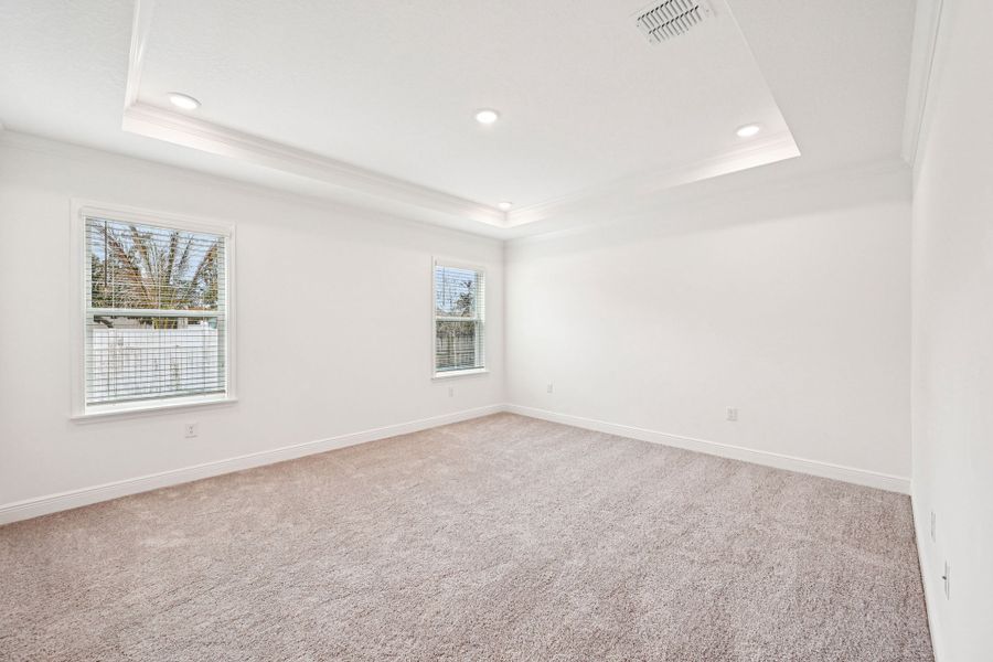 Spacious, unfurnished interior of a new home in Port St. Lucie, Port St. Lucie (Image 24).