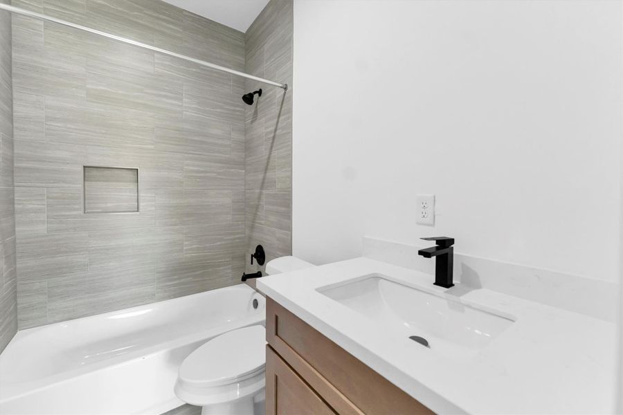 Image 9 of a home in .