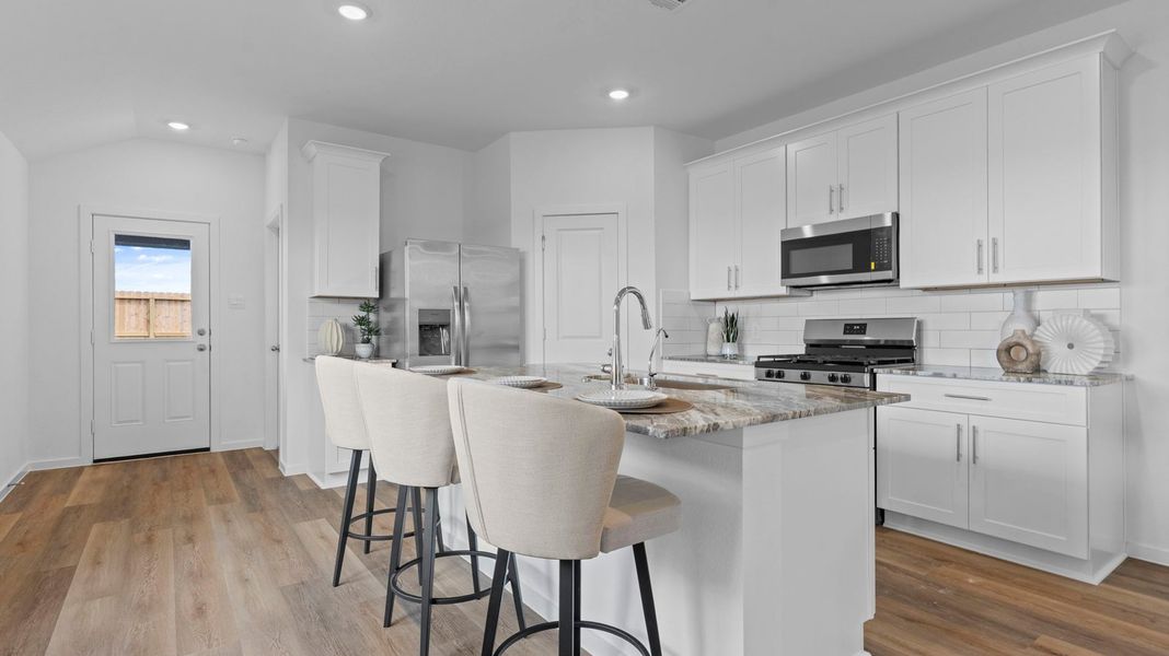 Representative furnished interior of a home built from the DIANA by D.R. Horton in Lakes at Westland Ranch, League City (Image 6).