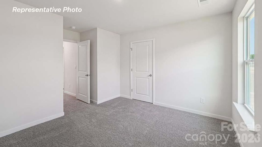 Spacious, unfurnished interior of a new home in Clark Creek Landing, Lincolnton (Image 19).