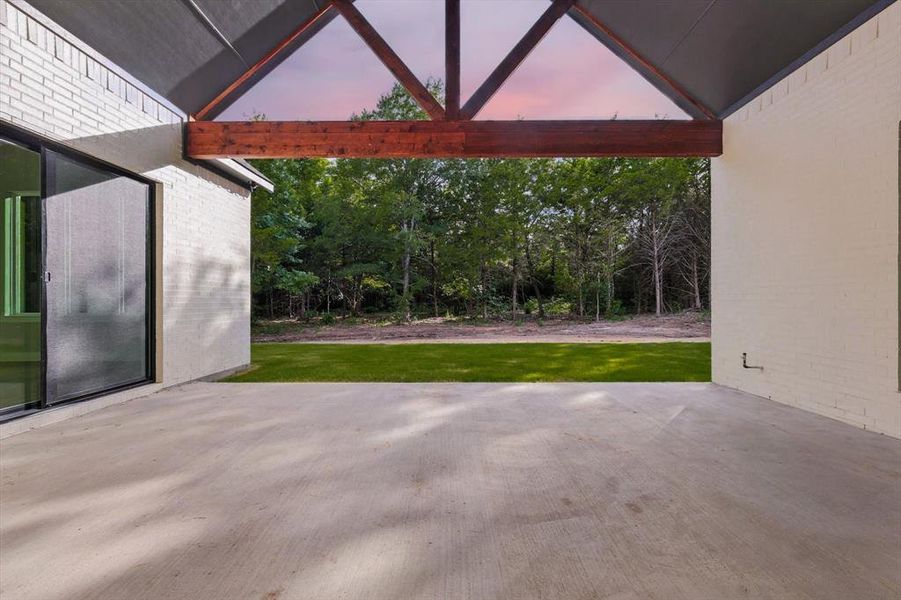 Spacious, unfurnished interior of a new home in , Waxahachie (Image 29).