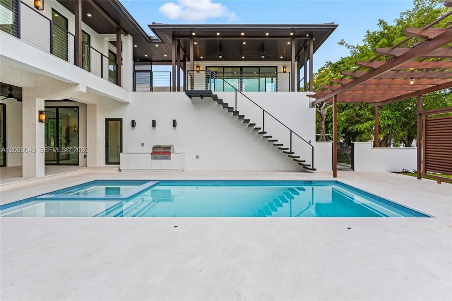 Exterior details and patio area of a home in , Coral Gables (Image 28).