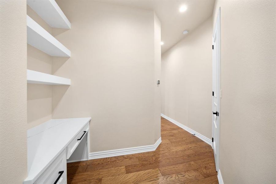 Spacious, unfurnished interior of a new home in , Midlothian (Image 26).