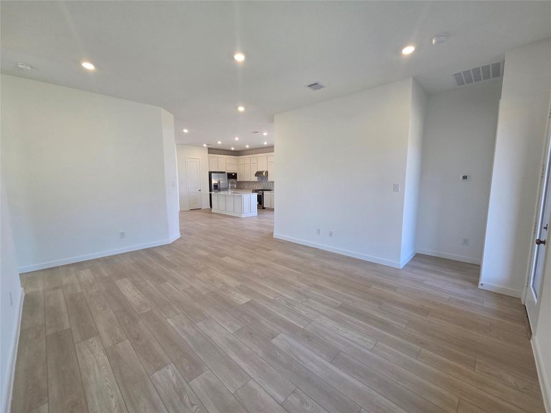 **Photos are representative only. This is not the actual homesite.**