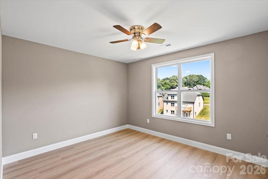 Spacious, unfurnished interior of a new home in , Hickory (Image 26).