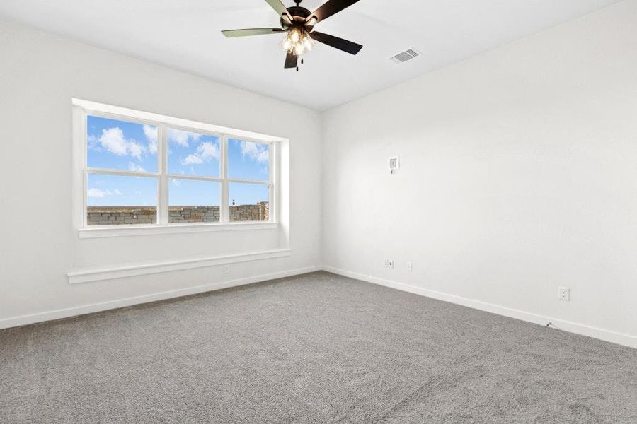 Spacious, unfurnished interior of a new home in University Heights, Round Rock (Image 22).