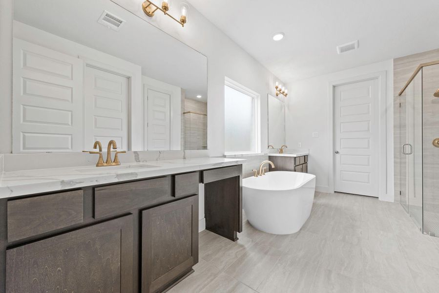 Furnished interior view inside a new home in Grand Central Park, Conroe (Image 6). Furnished interior view inside a new home in Grand Central Park, Conroe (Image 6).