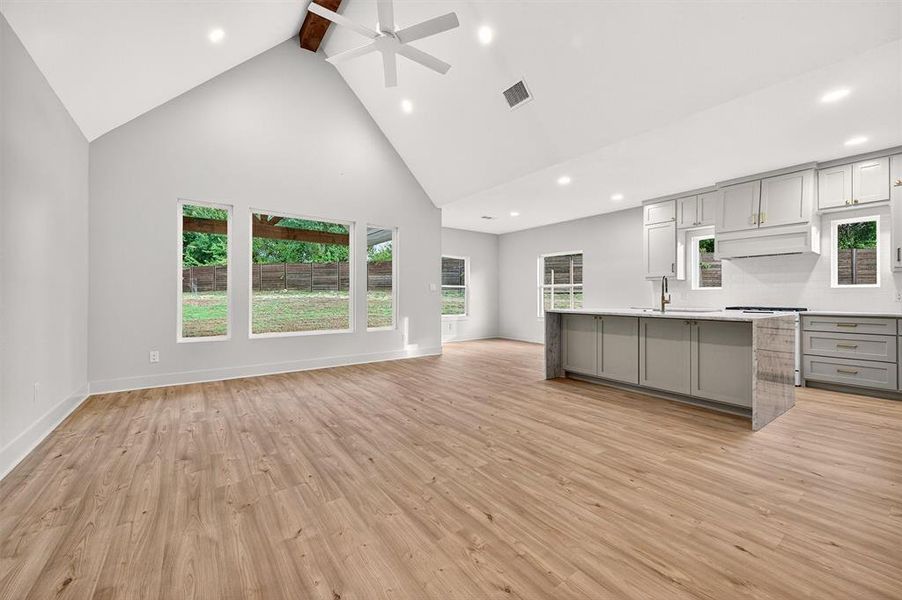 Image 28 of a home in .