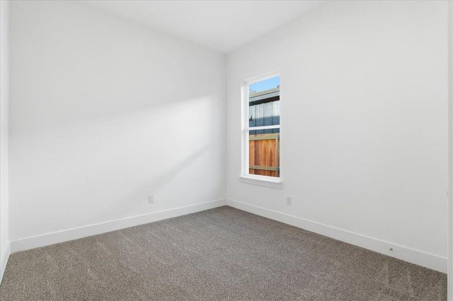 Spacious, unfurnished interior of a new home in , Dallas (Image 26).