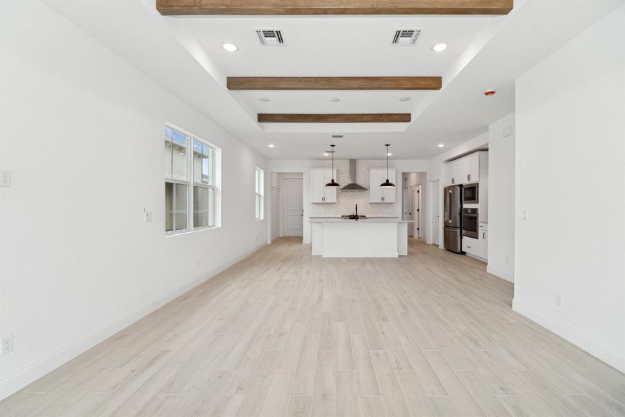 Image 27 of a home in .