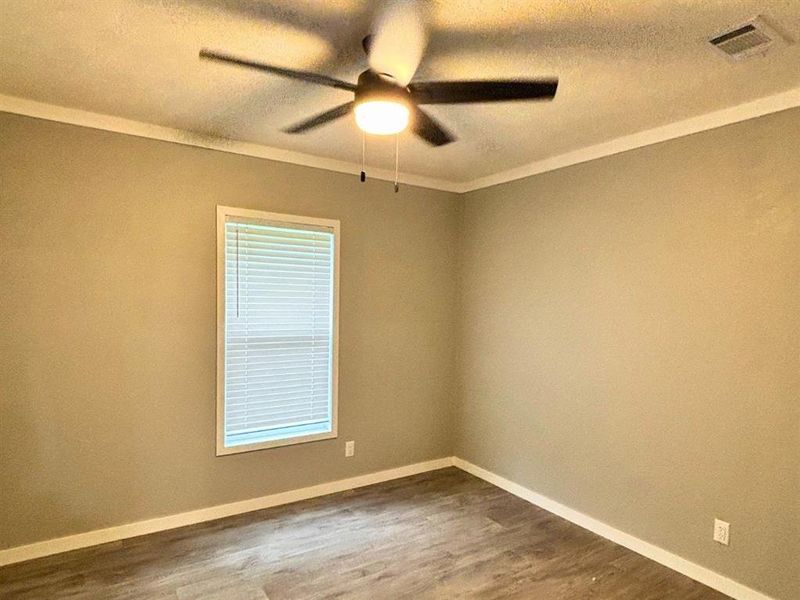 Spacious, unfurnished interior of a new home in , Kerens (Image 15).