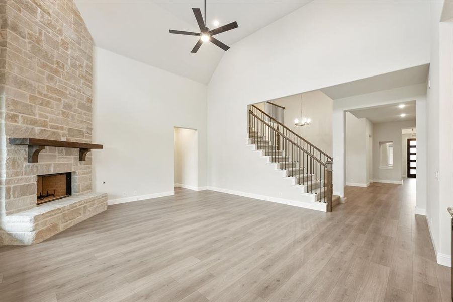 Spacious, unfurnished interior of a new home in Timberbrook, Justin (Image 30). Spacious, unfurnished interior of a new home in Timberbrook, Justin (Image 30).