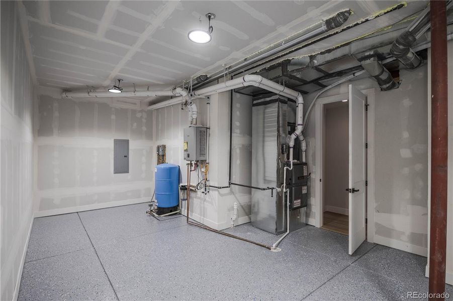 Image 44 of a home in .