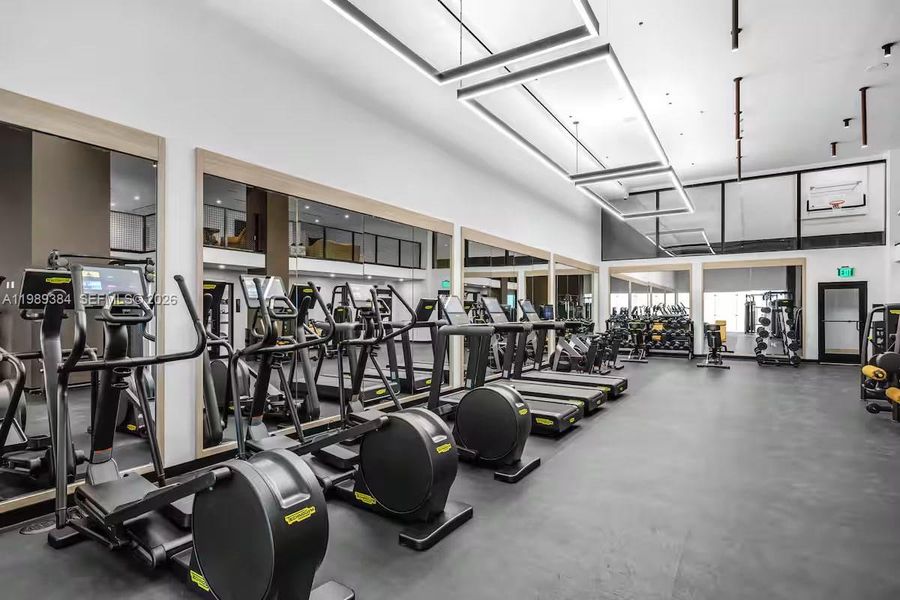 Community amenities in , Miami (Image 29).