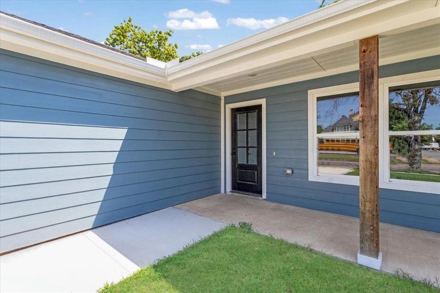 Front exterior of a new home in , Sherman, TX, highlighting curb appeal (Image 13). Front exterior of a new home in , Sherman, TX, highlighting curb appeal (Image 13).