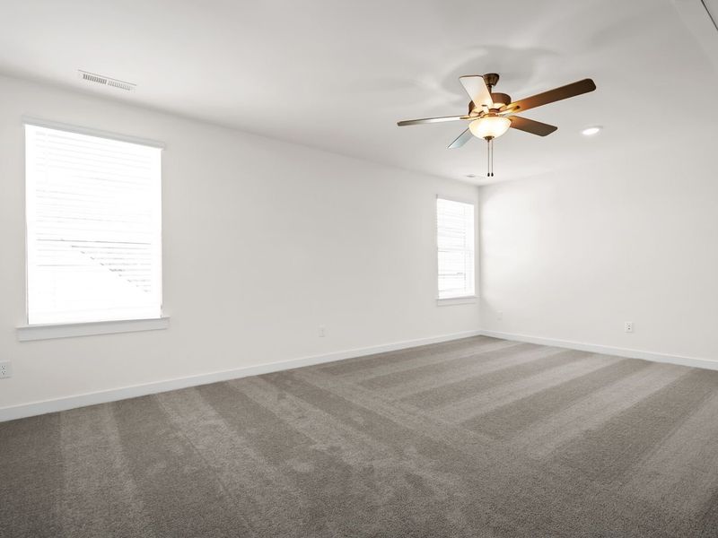 Spacious, unfurnished interior of a new home in Woods Crossing, Gallatin (Image 81).