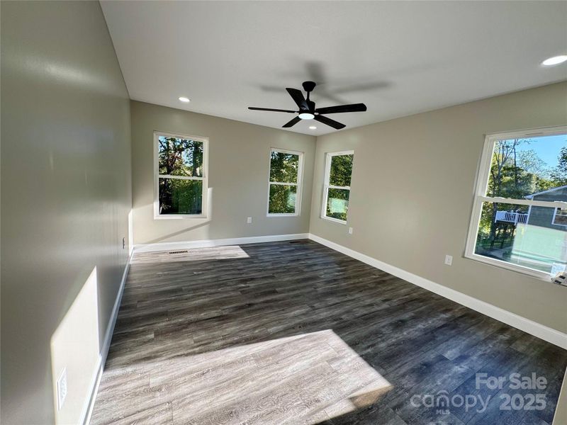 Spacious, unfurnished interior of a new home in , Rutherfordton (Image 9).