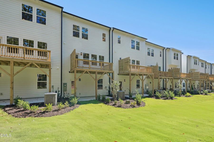 Twinleaf Townes 88_Exterior 2_10.23.25_w