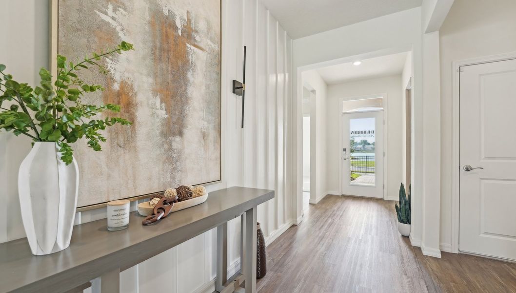 Representative furnished interior of a home built from the Delray by D.R. Horton in Abbott Park, Zephyrhills (Image 4).