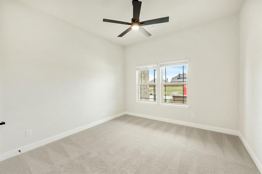 Spacious, unfurnished interior of a new home in The Retreat at North Grove 60, Waxahachie (Image 21). Spacious, unfurnished interior of a new home in The Retreat at North Grove 60, Waxahachie (Image 21).