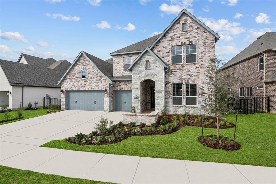 Welcome to The Alford by David Weekley Homes. Move-In-Ready Now!